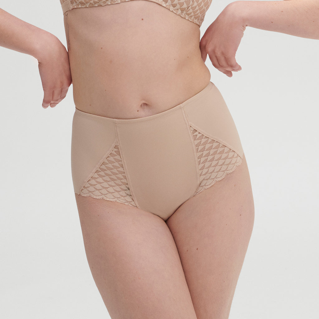 Simone Perele Control Brief - 19Y610