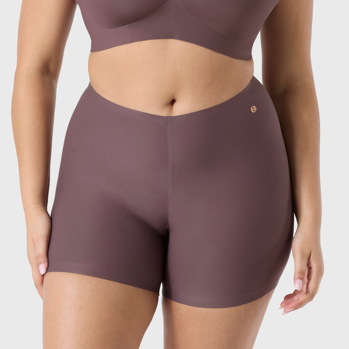 Evelyn & Bobbie Girlshort