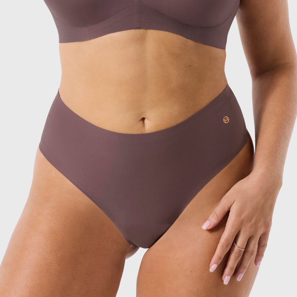 Evelyn & Bobbie High-Waisted Mesh Thong