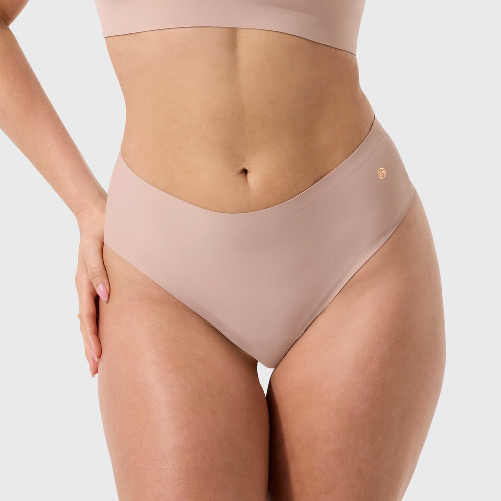 Evelyn & Bobbie High-Waisted Mesh Thong