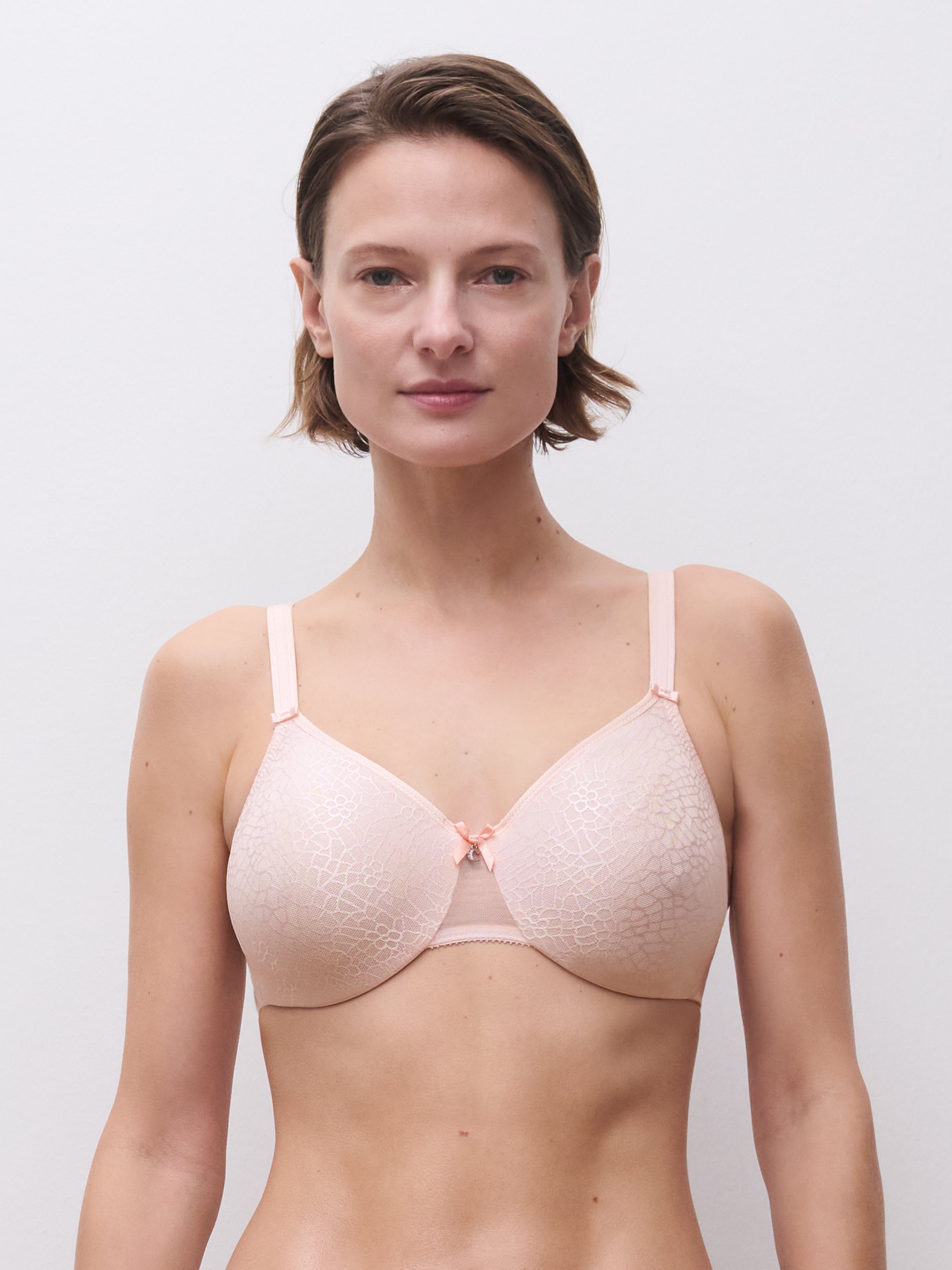Chantelle C Magnifique Seamless Unlined Minimizer Bra - C18910 Blushing Pink/Ivory