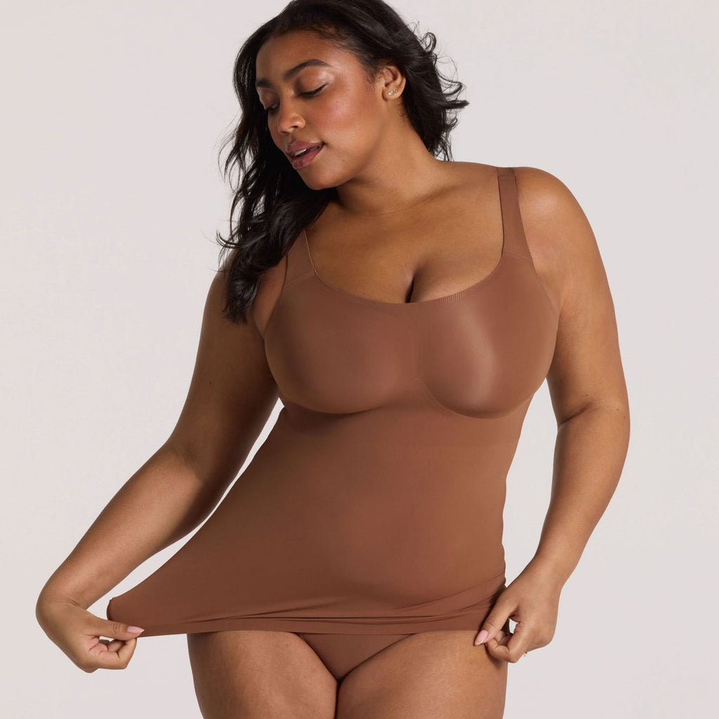 Evelyn And Bobbie - Structured Scoop Bra Tank