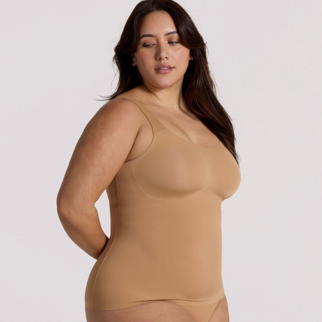 Evelyn And Bobbie - Structured Scoop Bra Tank
