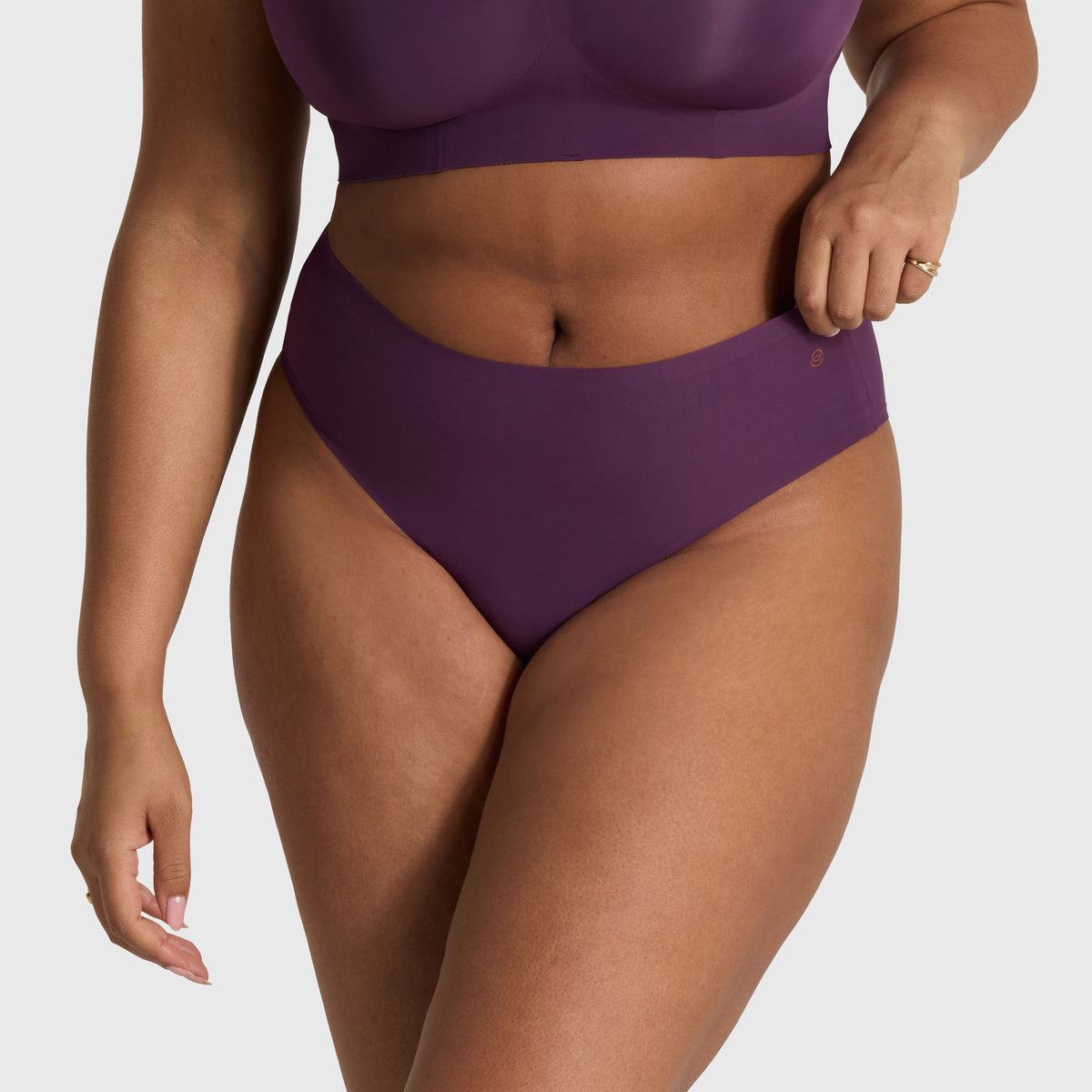 Evelyn & Bobbie High-Waisted Mesh Thong