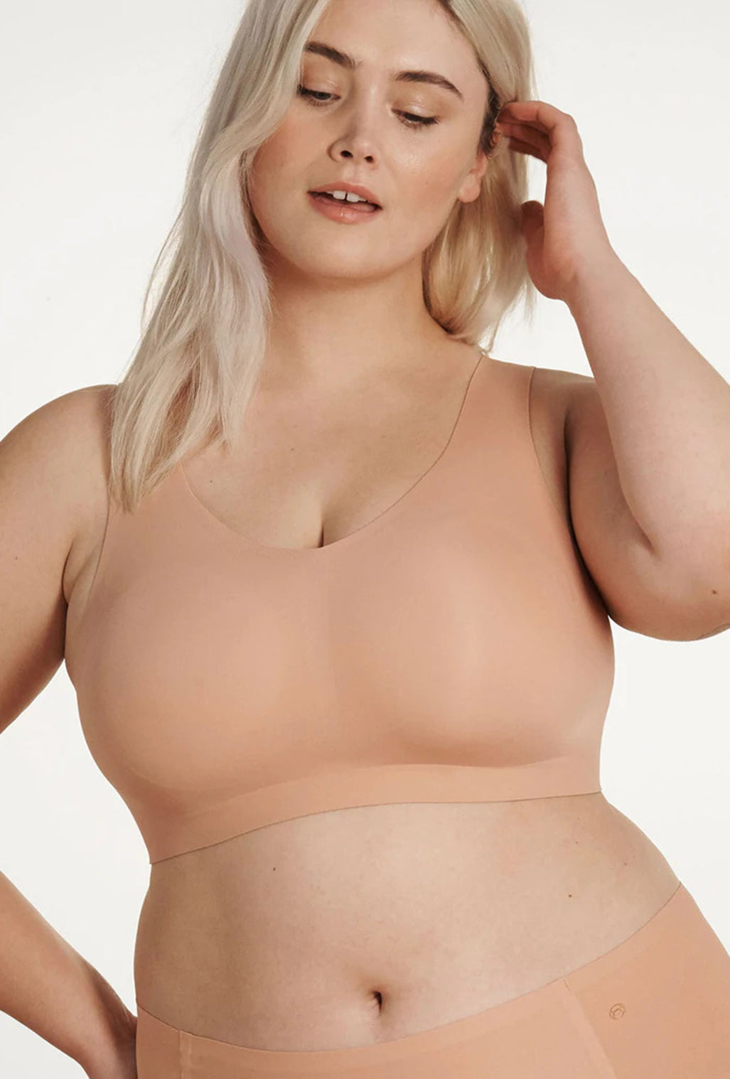 EVELYN AND BOBBIE- BEYOND BRA