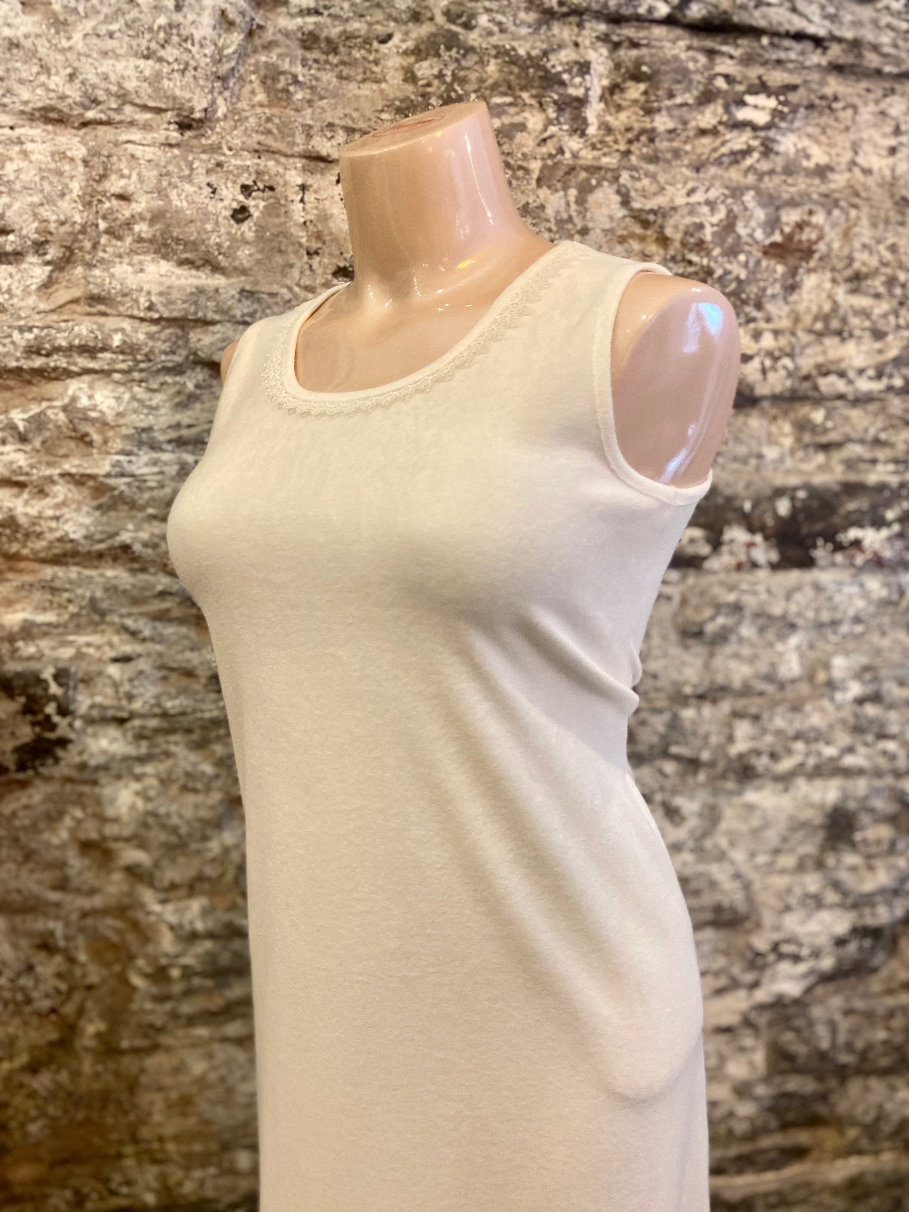 Najerika Bamboo Sleeveless Nightdress - 4304