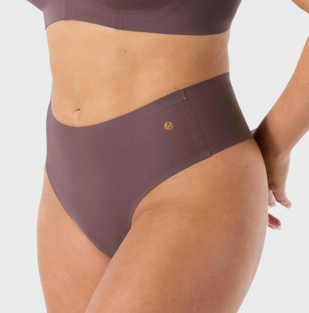 Evelyn & Bobbie High-Waisted Mesh Thong
